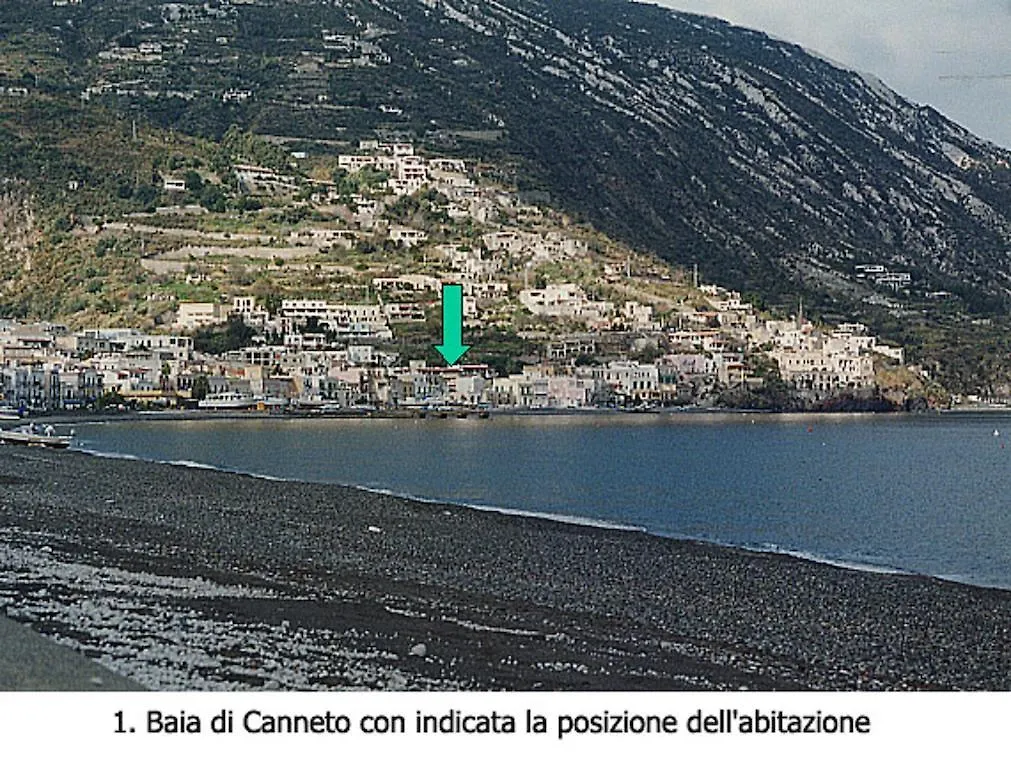 Appartamento a pochi passi dal mare Canneto  Italia
